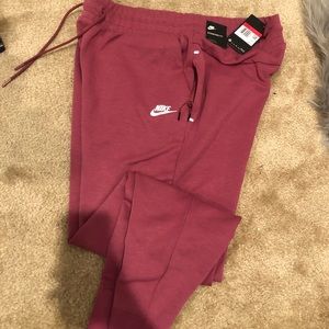 Womens Nike Joggers
